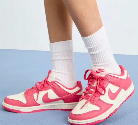 NIKE DUNK LOW PINK