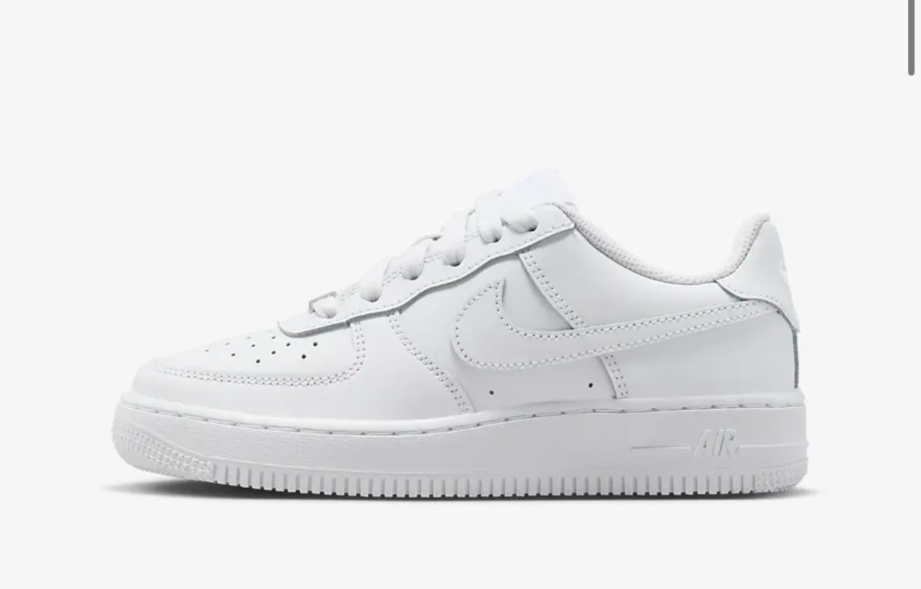 Nike Air Force 1 LE