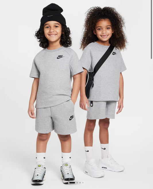 Completini Nike Tech Bambino/a
