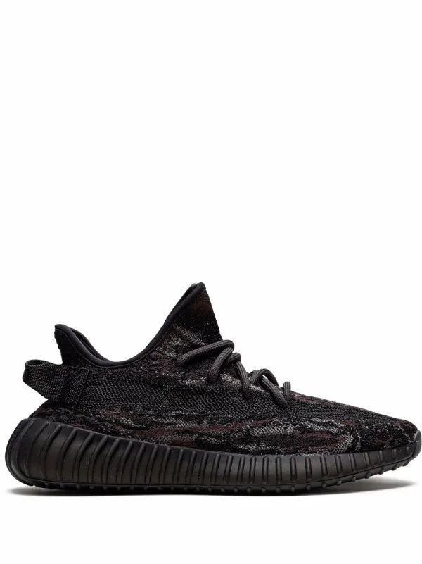 YEEZY BOOTS 350 V2
