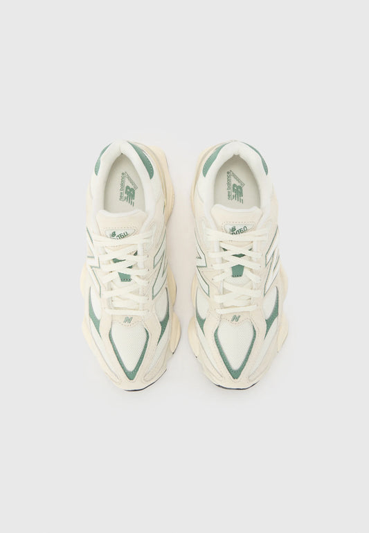 NEW BALANCE 9060 BEIGE